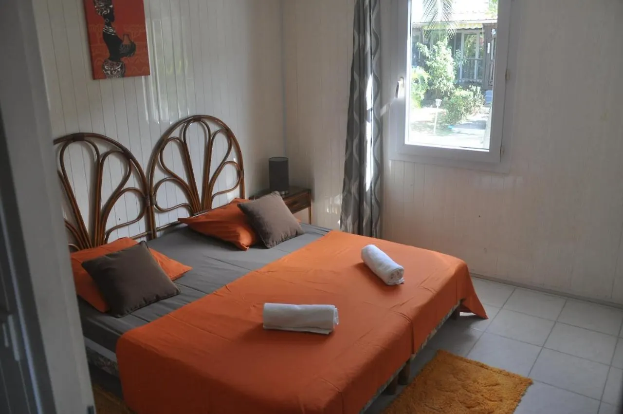 Сasa de vacaciones Les Bungalows D'Arly Bouillante Guadalupe