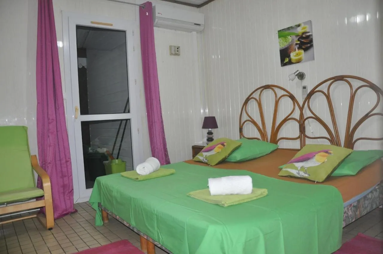 Les Bungalows D'Arly Bouillante
