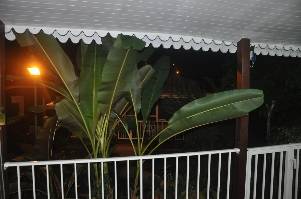 Les Bungalows D'Arly Bouillante