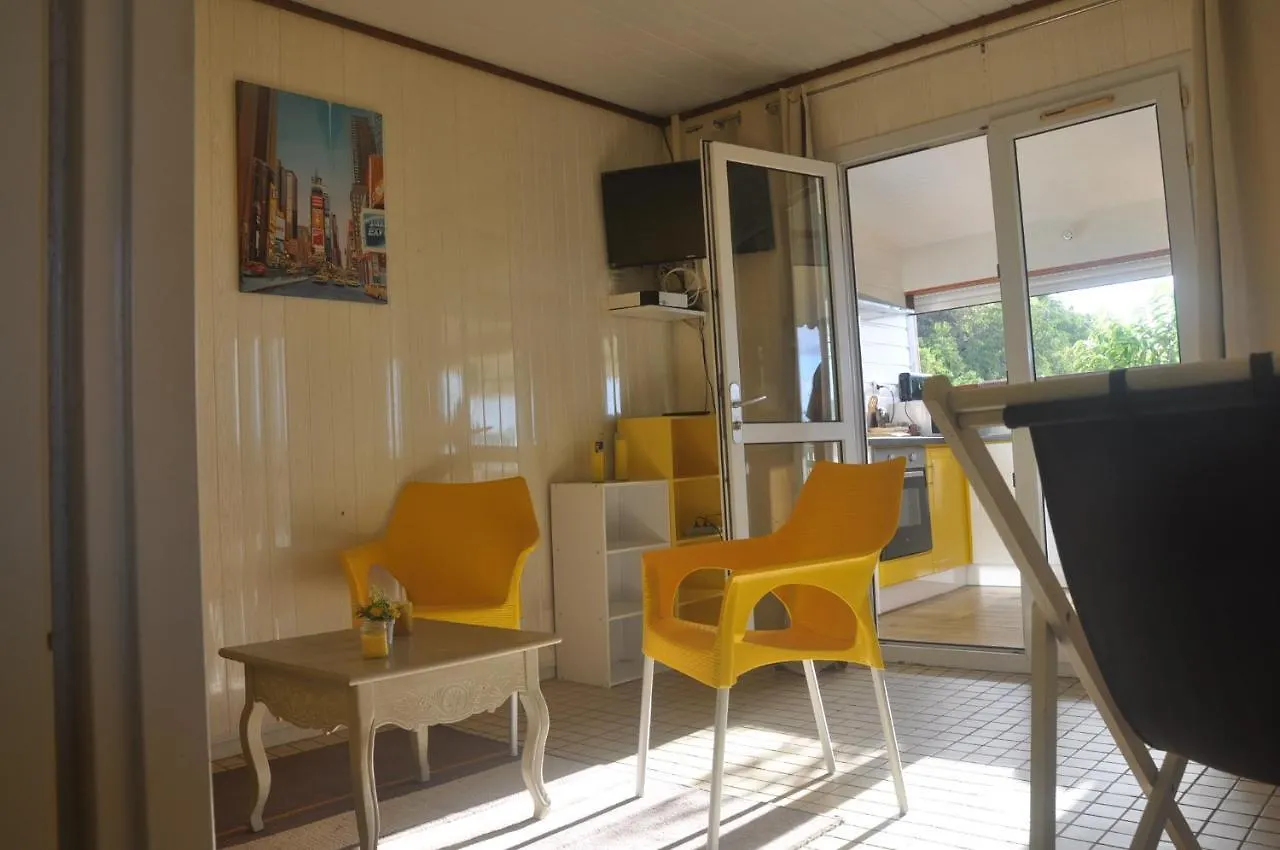 Les Bungalows D'Arly Bouillante Сasa de vacaciones