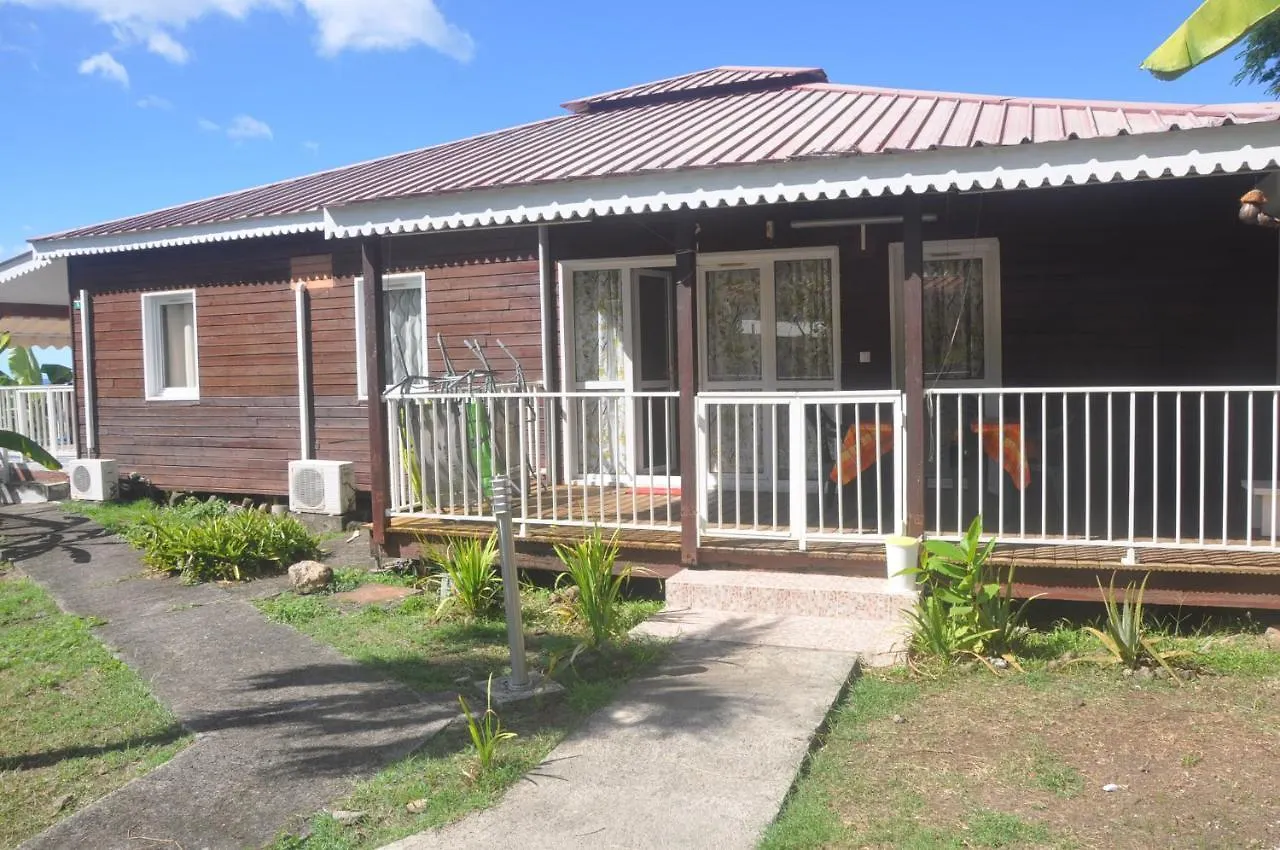 Сasa de vacaciones Les Bungalows D'Arly Bouillante